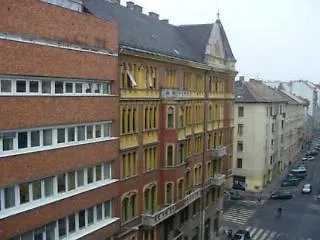 Lonyay Street Apartment Budapest